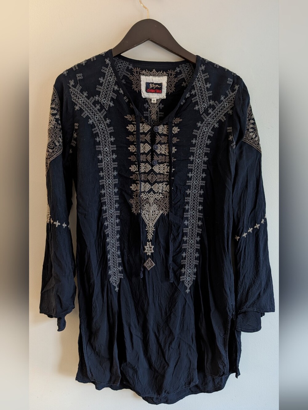 Johnny Was Biya Tunic, Blue Embroidered Dress w Long Flared Sleeves, Size M